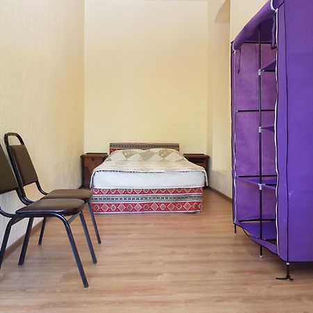 Tbilisi Yard Hostel Buitenkant foto